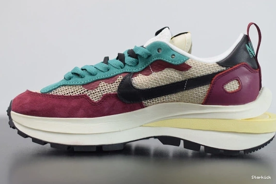 sacai  DD3035-200 Red Green Neptune  Vaporwaffle Nike Villain 0118